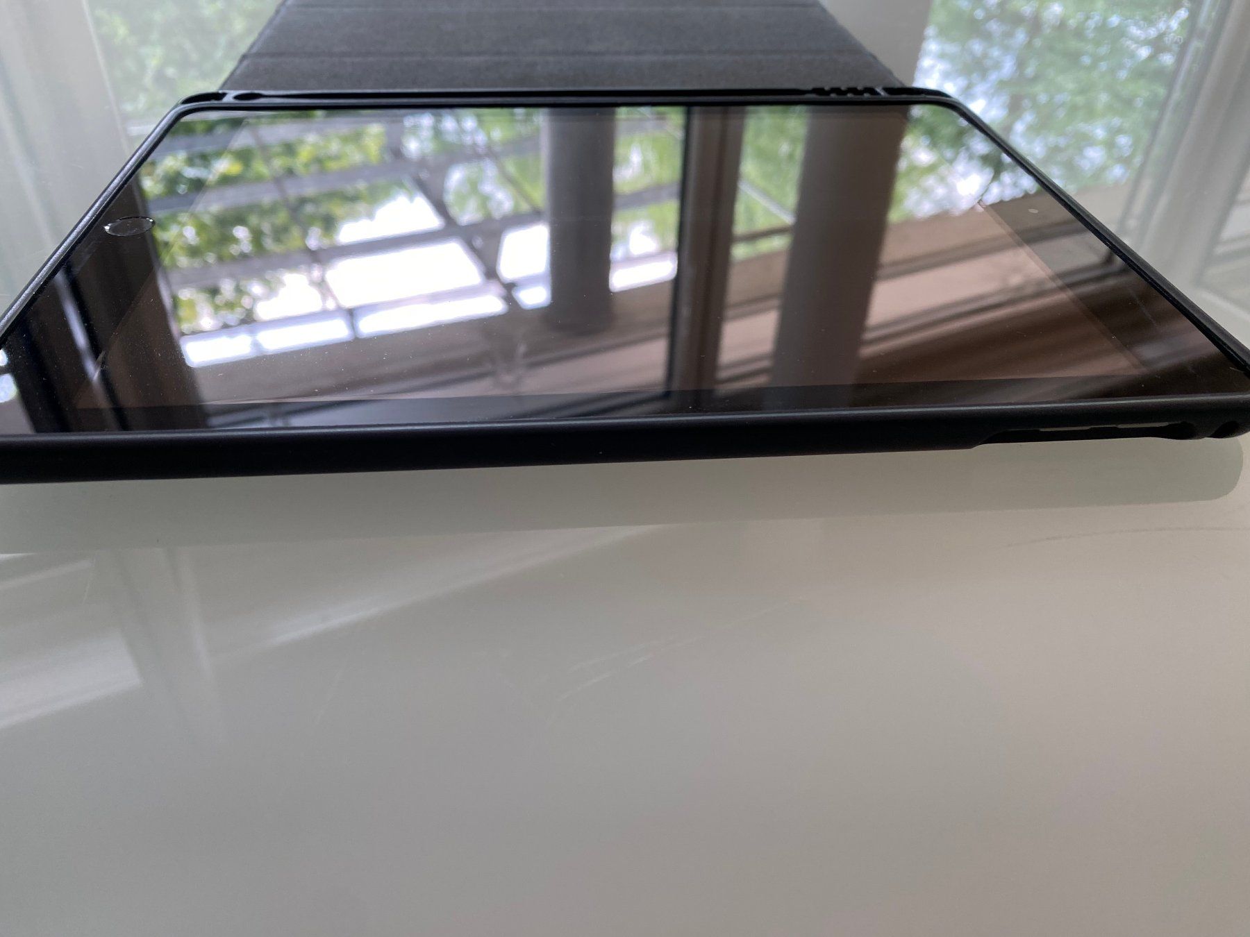 Apple Tablet PC: iPad 6 – Usato da Bern venduto da eric_lewis 4