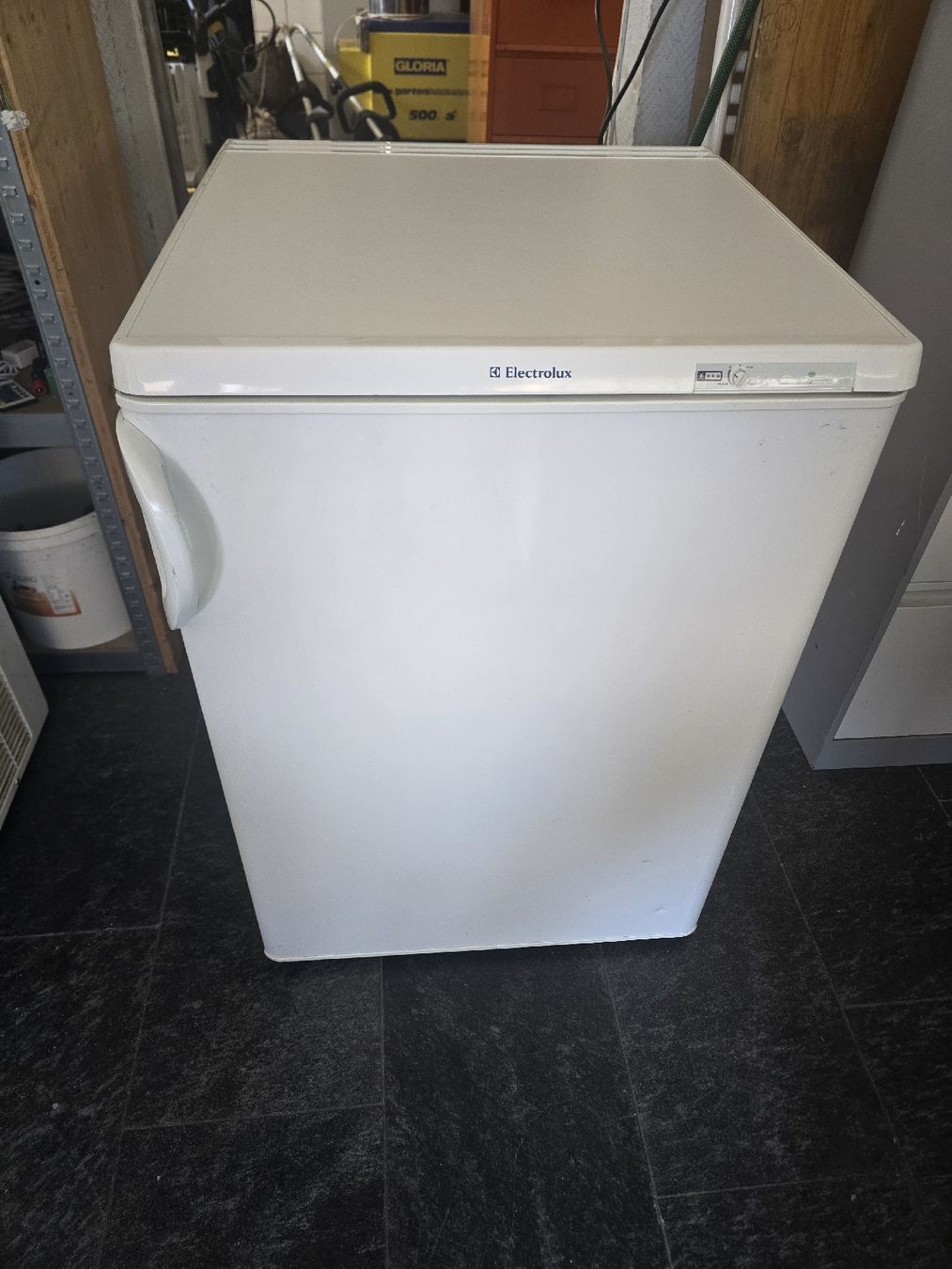 Electrolux Congelatori: Gefrierschrank Electrolux Mit 4 schubladen  – Usato da Oberburg venduto da B-2