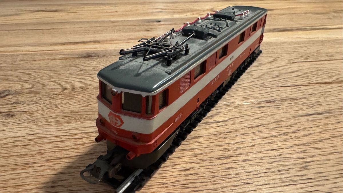 Lima Modellini di ferrovie: Eisenbahn Lok H0 Lima Gleichstrom – Usato da Jona venduto da grizzlyhedi01