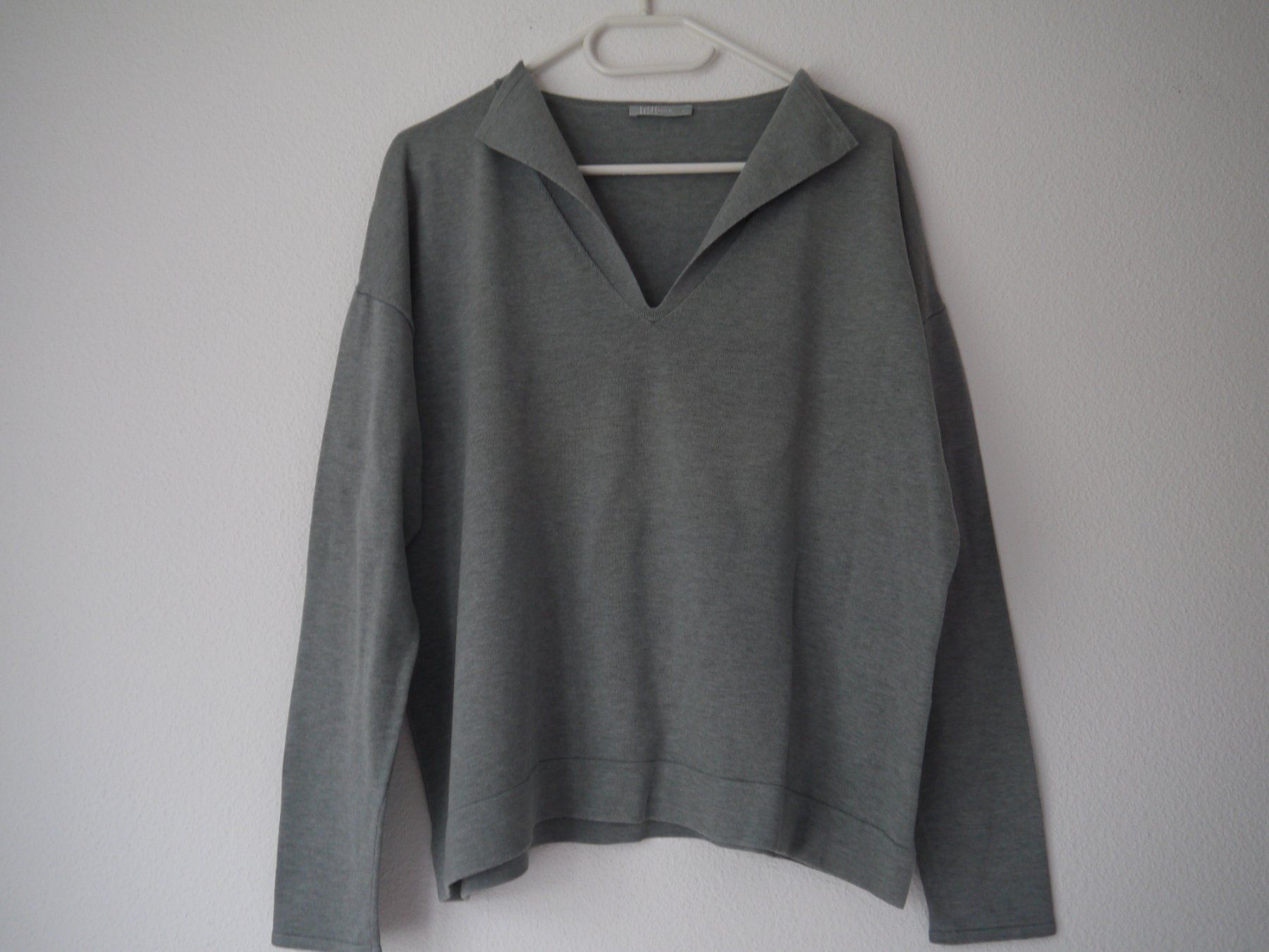 Nile T-shirt: NILE Bluse / T-Shirt – Usato da Hagendorn venduto da Blaf