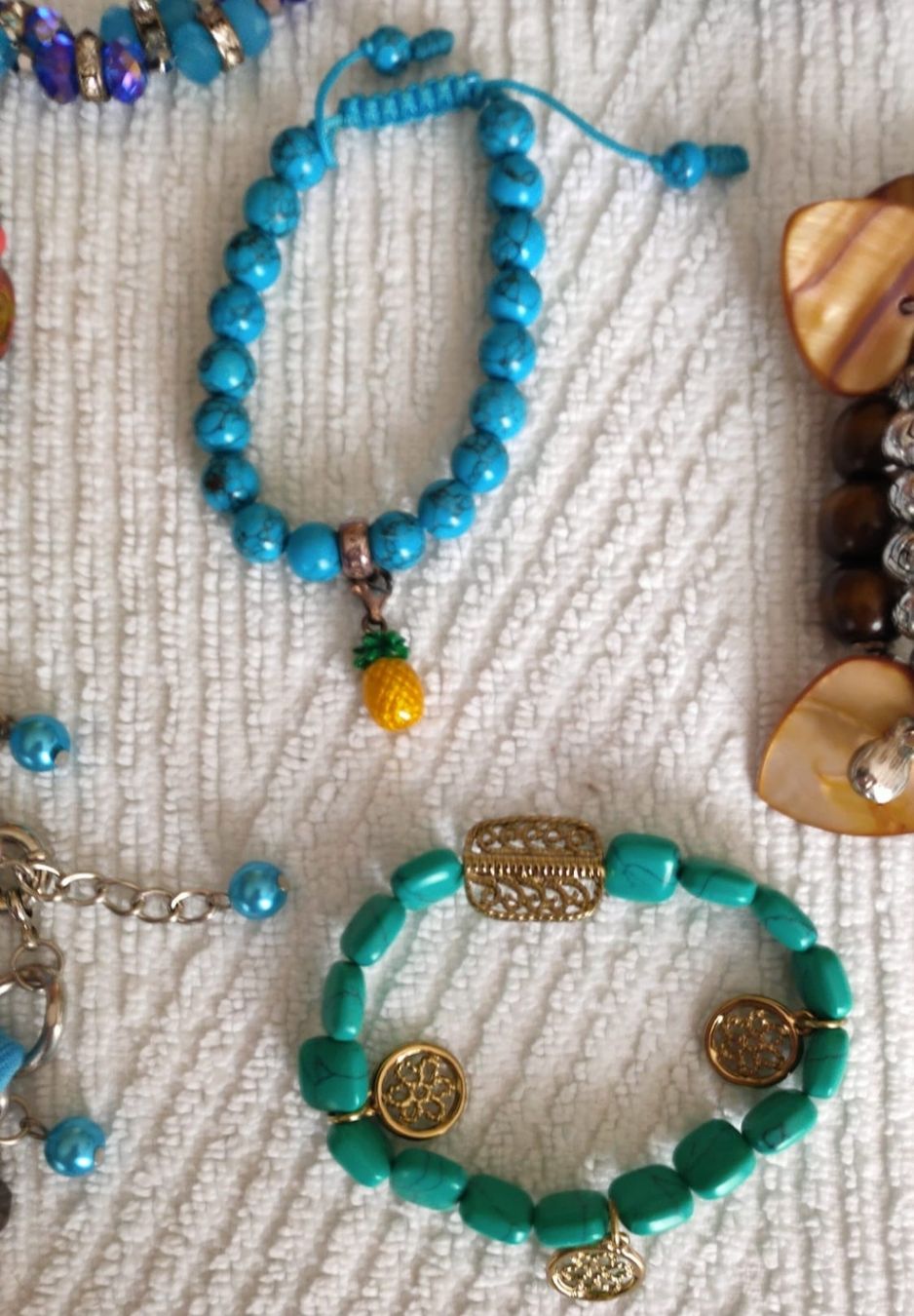 Bracelets: Armbänder – D'occasion à Luzern par Luzern_Energy 2