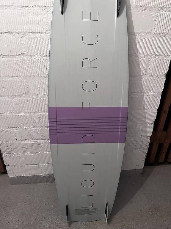 Aquilone: Liquid Force Kitebord  – Usato da Liebefeld venduto da dsurfing01 1