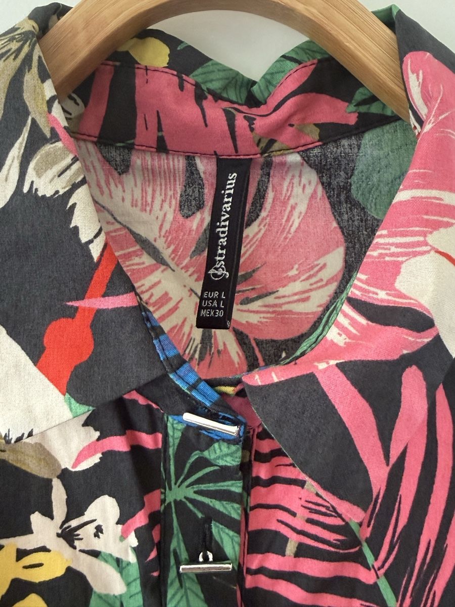Stradivarius Camicette: Bluse mit Blumenmuster von Stradivarius, L – Nuovo (secondo la descrizione) da Basel venduto da zukk_ 2