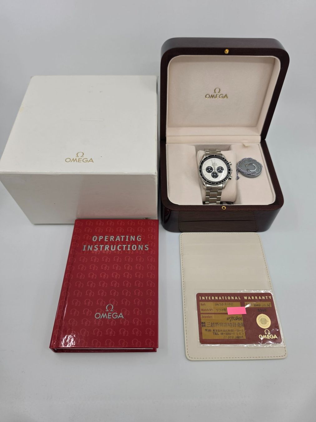 Omega Uhren: Omega Speedmaster Professional Moonwatch Original Mitsukoshi – Neu (gemäss Beschreibung) aus Luzern von aveno 2