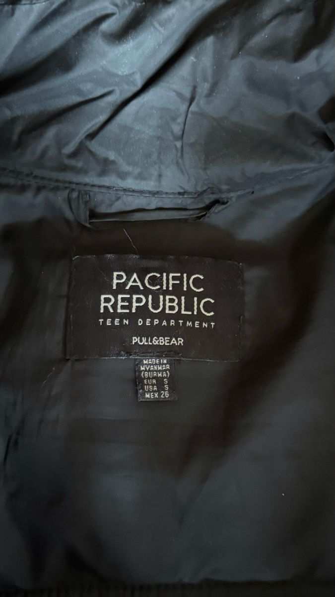 Pull&Bear Giacche: Puffer Jacke Pull&Bear schwarz – Usato da Weinfelden venduto da aline.brc 2