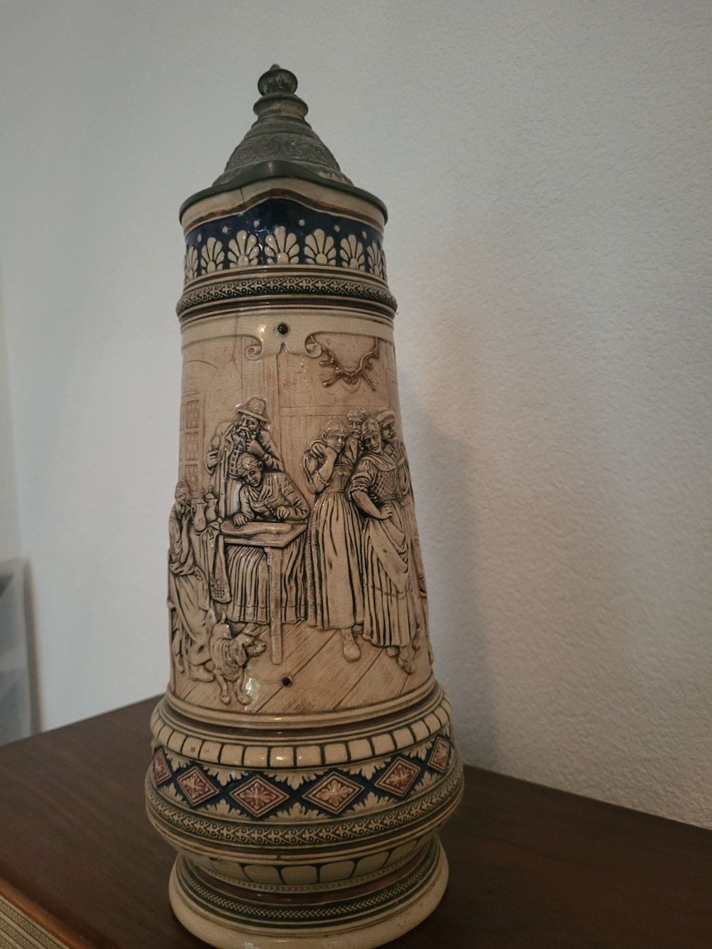 Tutte le decorazioni: antiker Bierkrug – Usato da Altnau venduto da RenaltoK 2