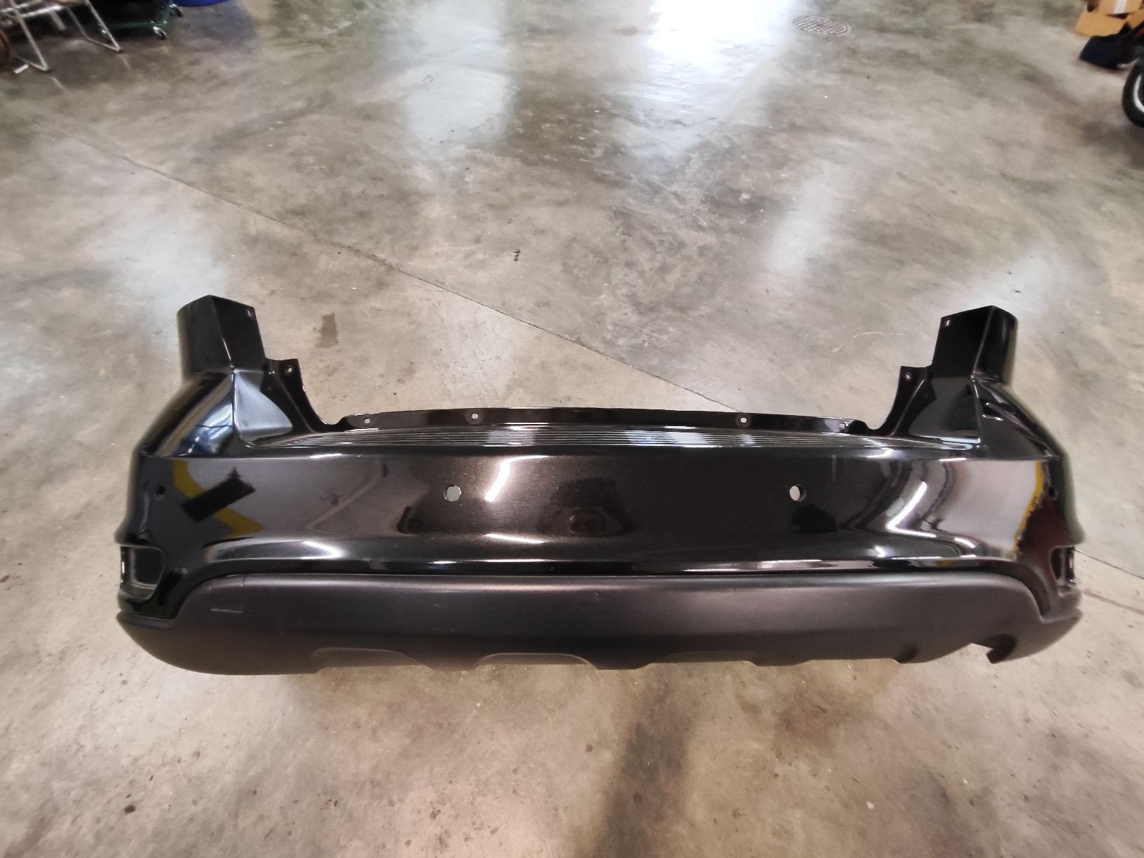 Tutti pezzi di ricambio auto: Fiat Freemont Stossstange hinten – Usato da Schafisheim venduto da spr_7cj5 4