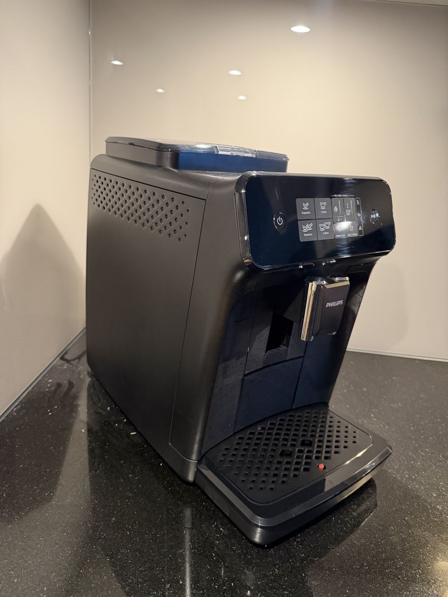 Philips Macchine per caffè & Macchine per espresso: Philips Kaffeevollautomat Series 1200 – Usato da Walchwil venduto da lion1366 2
