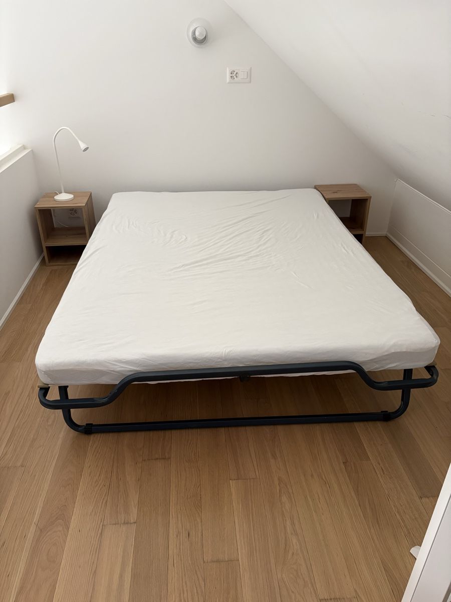 La Redoute Betten: Folding bed with mattress, 140x200cm, good condition – Gebraucht aus Buchs ZH von Katia.K 1
