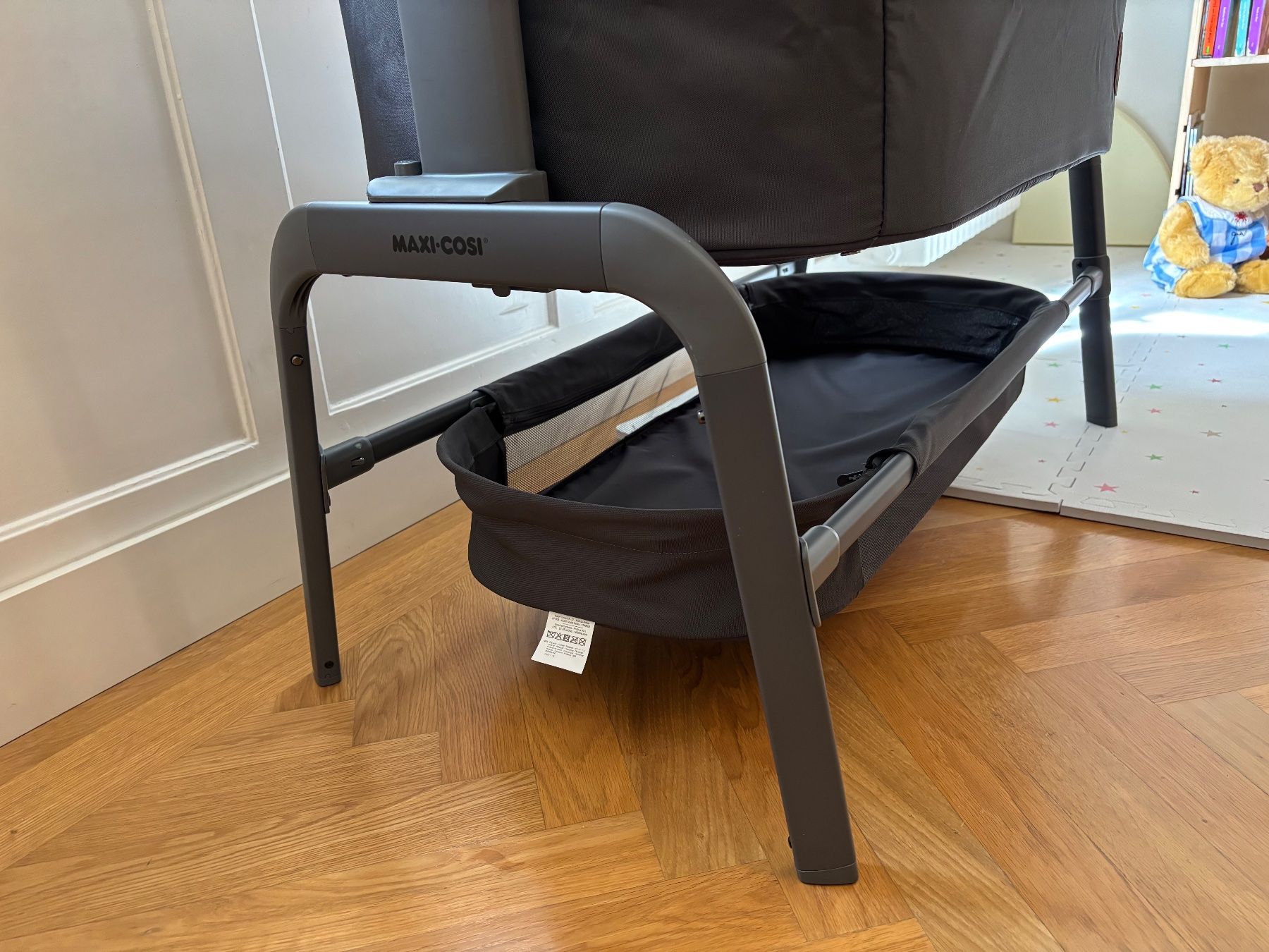 Maxi-Cosi Letti: Maxi Cosi Bassinet Iora Beistellbett Beyond Graphite & sheet – Usato da Zürich venduto da nao_pjh8 5