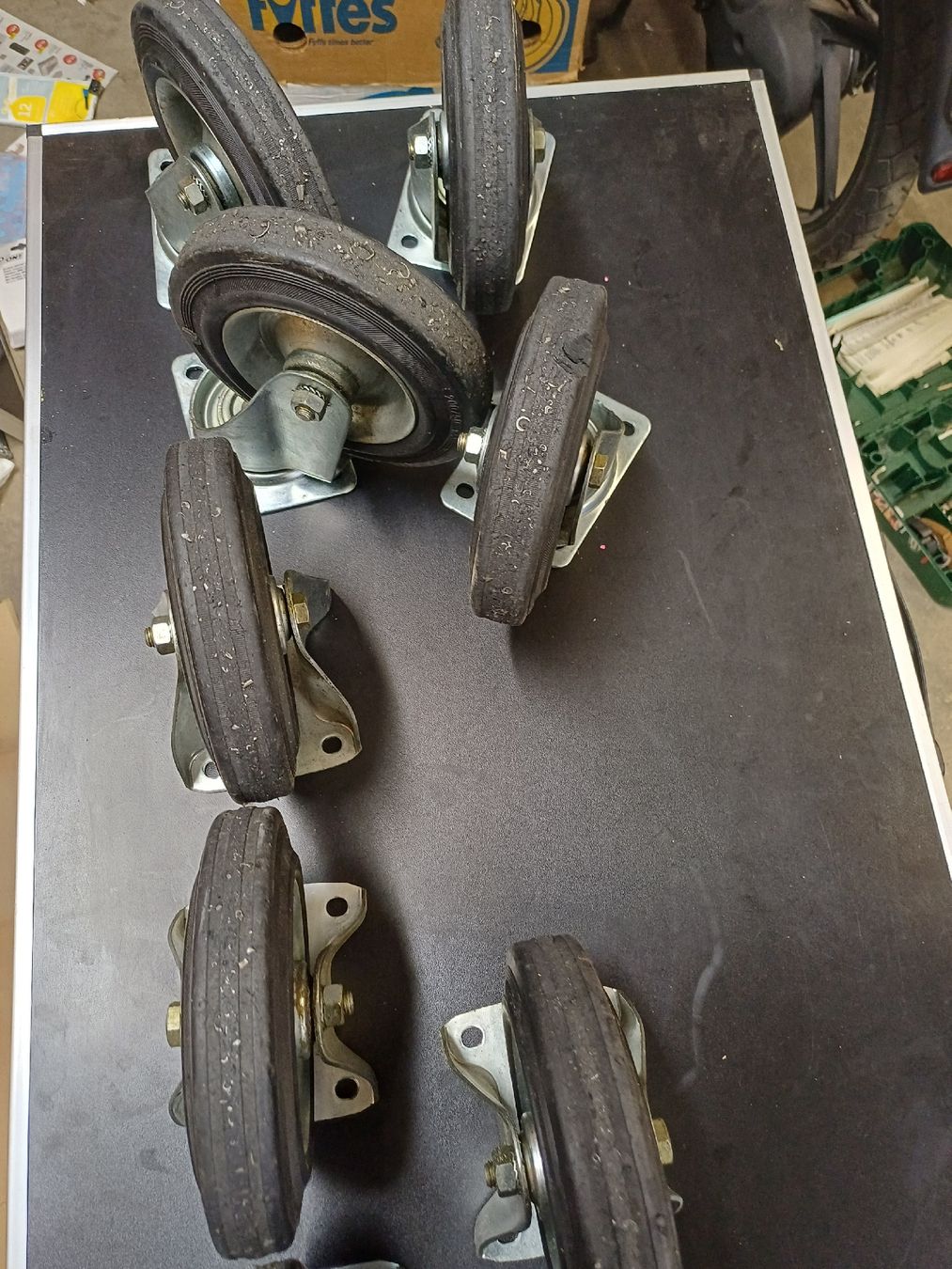 Altro per stoccaggio & trasporto: Lastenrollen/Lenkrollen/Containerrollen – Difettoso da Wangenried venduto da Recycler94 2