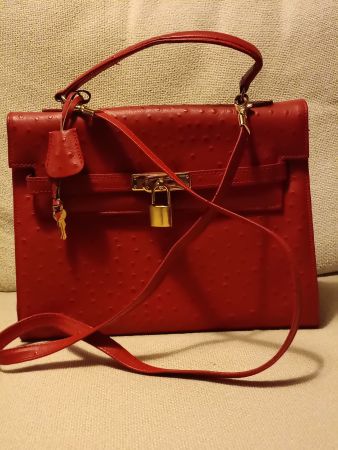 Korallenrote Handtasche aus Straußenleder vintage, wie neu