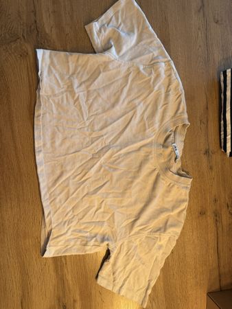 Zara Basic T-Shirt Beige Gr. s - Top Zustand für den Sommer!