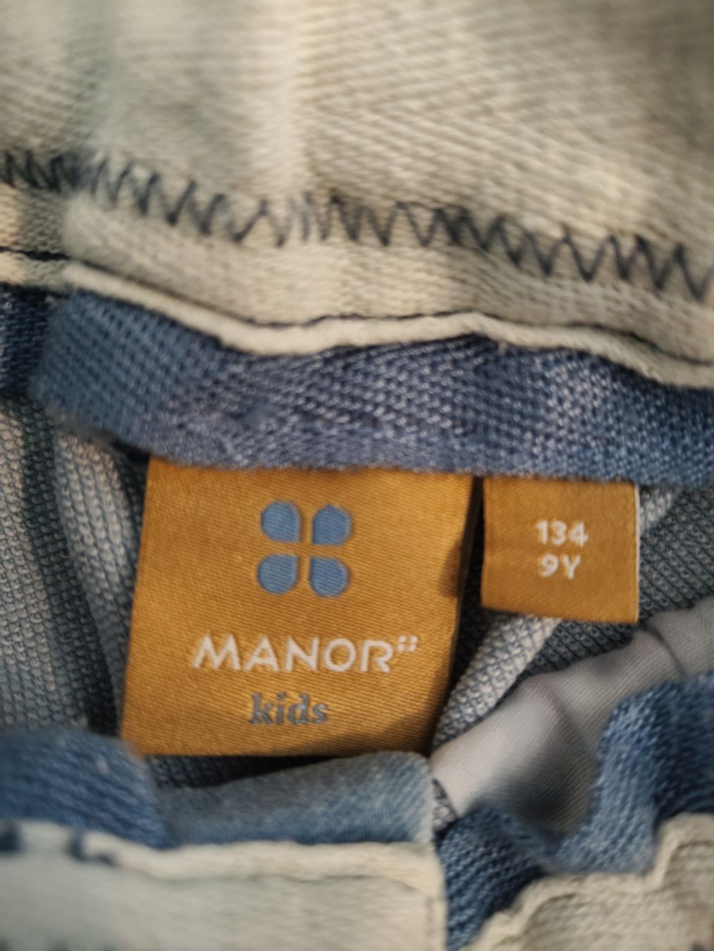 Manor Hosen: Mädchenjeans 134 – Neu (gemäss Beschreibung) aus Hinwil von Zimiho 1