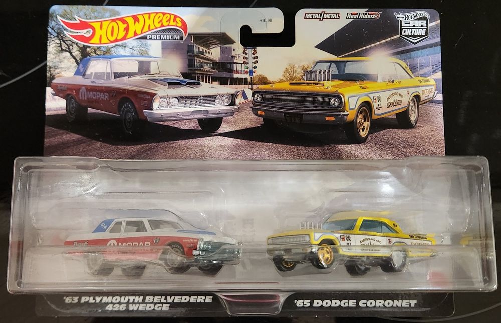 100 Cerchi Hot Wheels Real Riders 1/64 Con Gomme In Gomma, Stili E Colori Misti
