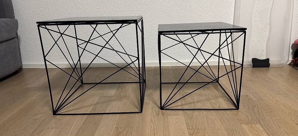 Tables: Couchtisch – D'occasion à Kerzers par Kirusanth996 1