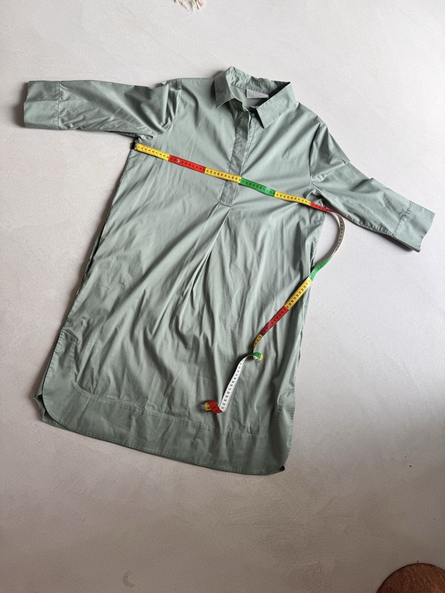 Vestiti: Hübsches khakifarbenes Kleid Gr 40 – Usato da Egg b. Zürich venduto da Kompass03 2