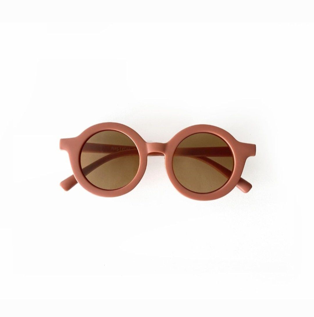 Occhiali & Lenti: Stylische Kindersonnenbrille - Farbe Rust – Nuovo (secondo la descrizione) da Suhr venduto da Nessie88