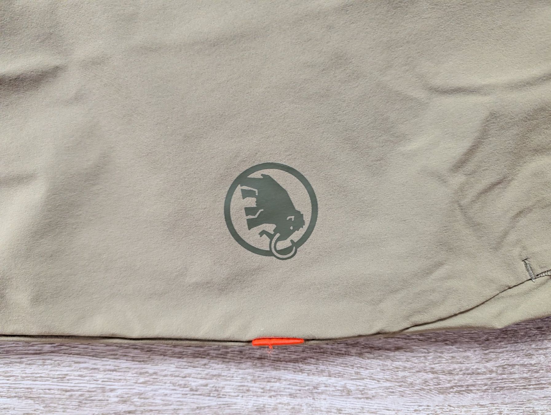 Mammut Pantaloni: Mammut light hiking pants – Nuovo (secondo la descrizione) da Altendorf venduto da jak_lkk8 2