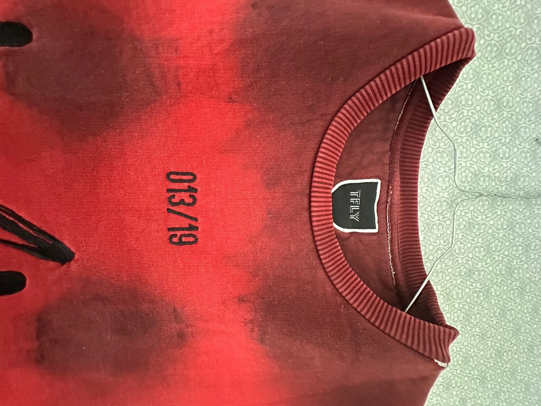 Pullover & Sweatshirts: Designer Pullover – Gebraucht aus Basel von ari_qn6c 3