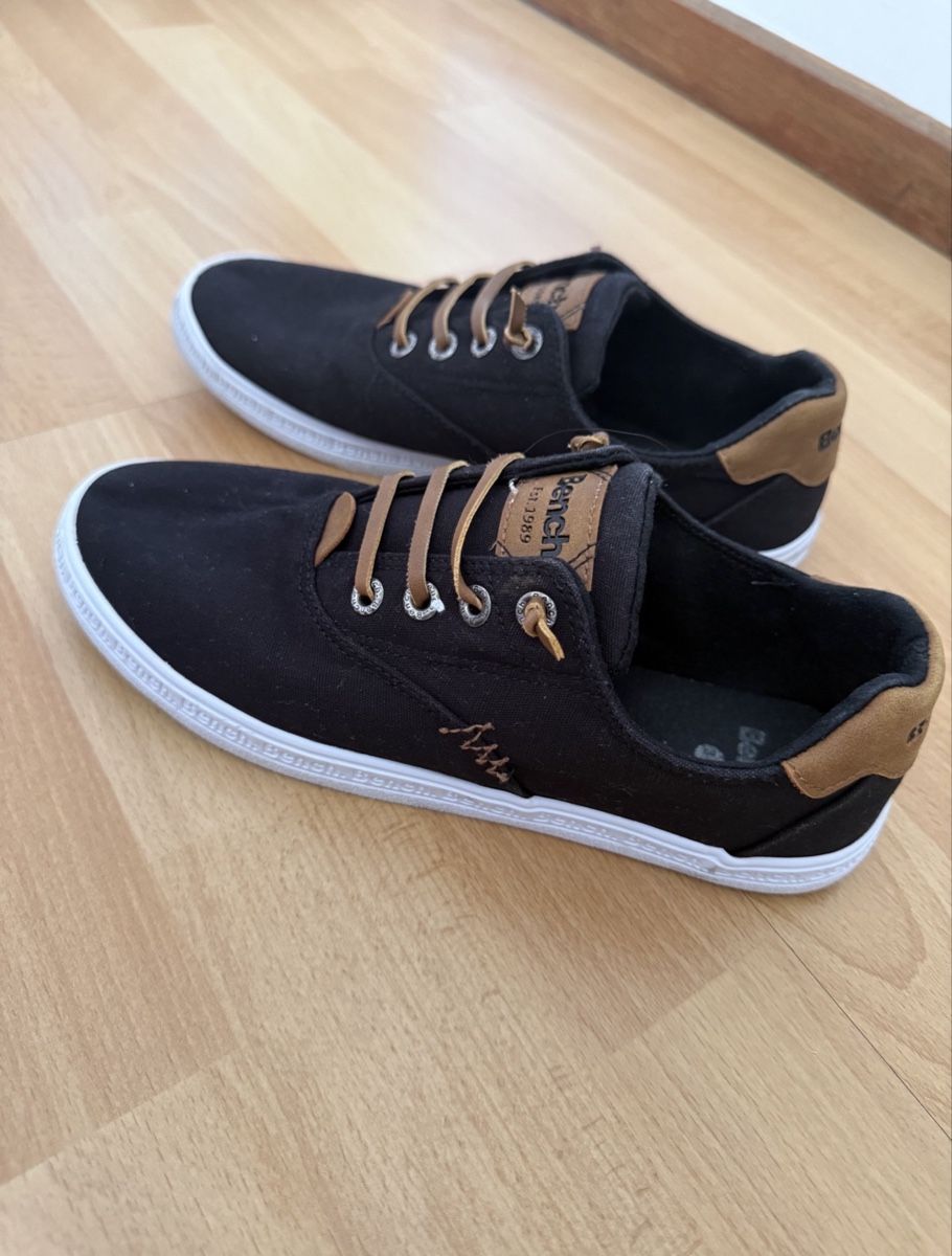 Bench Herrenschuhe: Baskets Bench, Taille 37 – Gebraucht aus Sion von fer_gwz6
