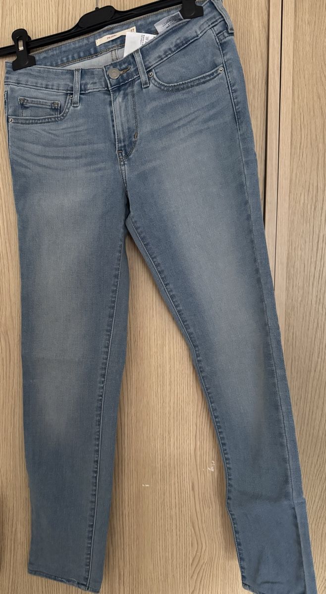 Levi's Jeans: Levis Skinnyhose – Usato da Basel venduto da cey_ns7g