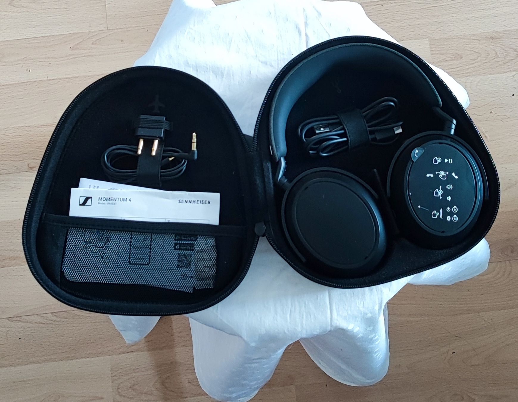 Sennheiser Kopfhörer: SENNHEISER Momentum 4 Wireless  Kopfhörer Over-ear – Gebraucht aus Zollikofen von zar_j67f 9