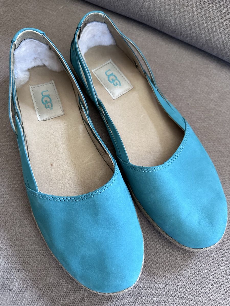 Ugg Scarpe da donna: Ballerina Ugg türkis – Nuovo (secondo la descrizione) da Mettmenstetten venduto da Baloo76