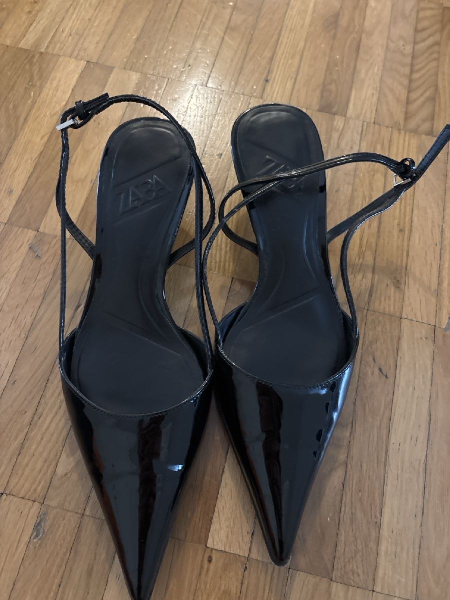 Zara Damenschuhe: Zara kitten heels – Neu (gemäss Beschreibung) aus Buchs ZH von els_mgj9