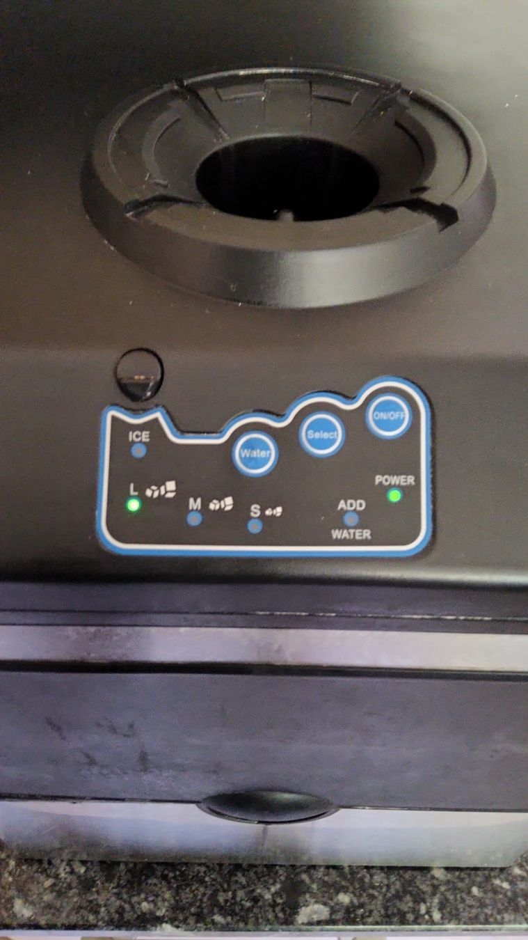 Gonser Elettrodomestici da cucina: Eiswürfelautomat  Marke Gonser – Usato da Courroux venduto da mar_j9cp 1