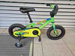 Kinderfahrrad Cannondale grün 12 Zoll mit Stützrädern