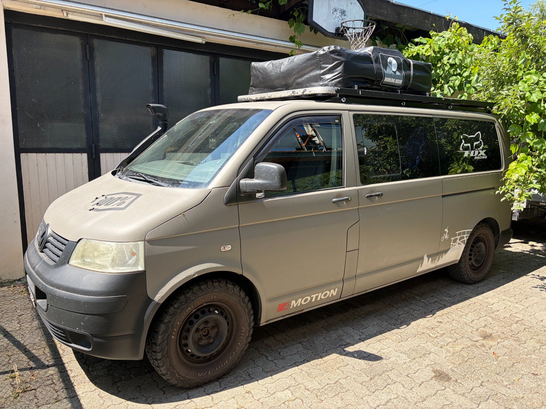 VW Veicoli da campeggio: VW T5 - Transporter 4 Motion – Usato da Dotzigen venduto da Pasci04