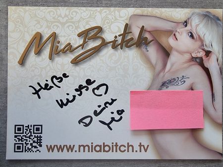 Autogrammkarte Mia Bitch Originalunterschrift