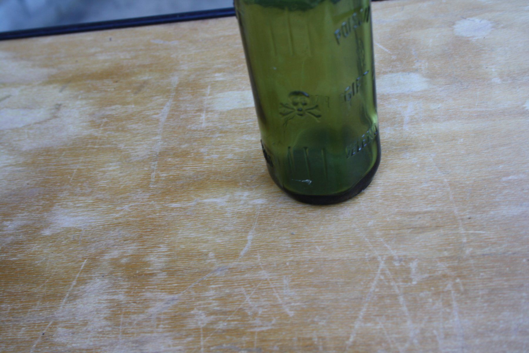 Bottiglie: GIFTFLASCHE VINTAGE TOTENKOPF FLASCHE – Usato da Wauwil venduto da Pneuedy 2