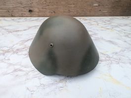 Heer Stahlhelm M45 B/II Prototyp mit Tarnanstrich