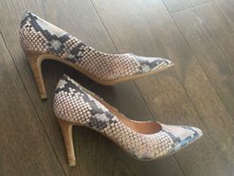 Zinda Pumps Schlangenmuster, Gr. 38, neuwertig für den Fr...