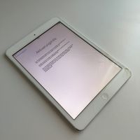 iPad Mini Wi-Fi A1432 Weiß Silber, mit iCloud Sperre
