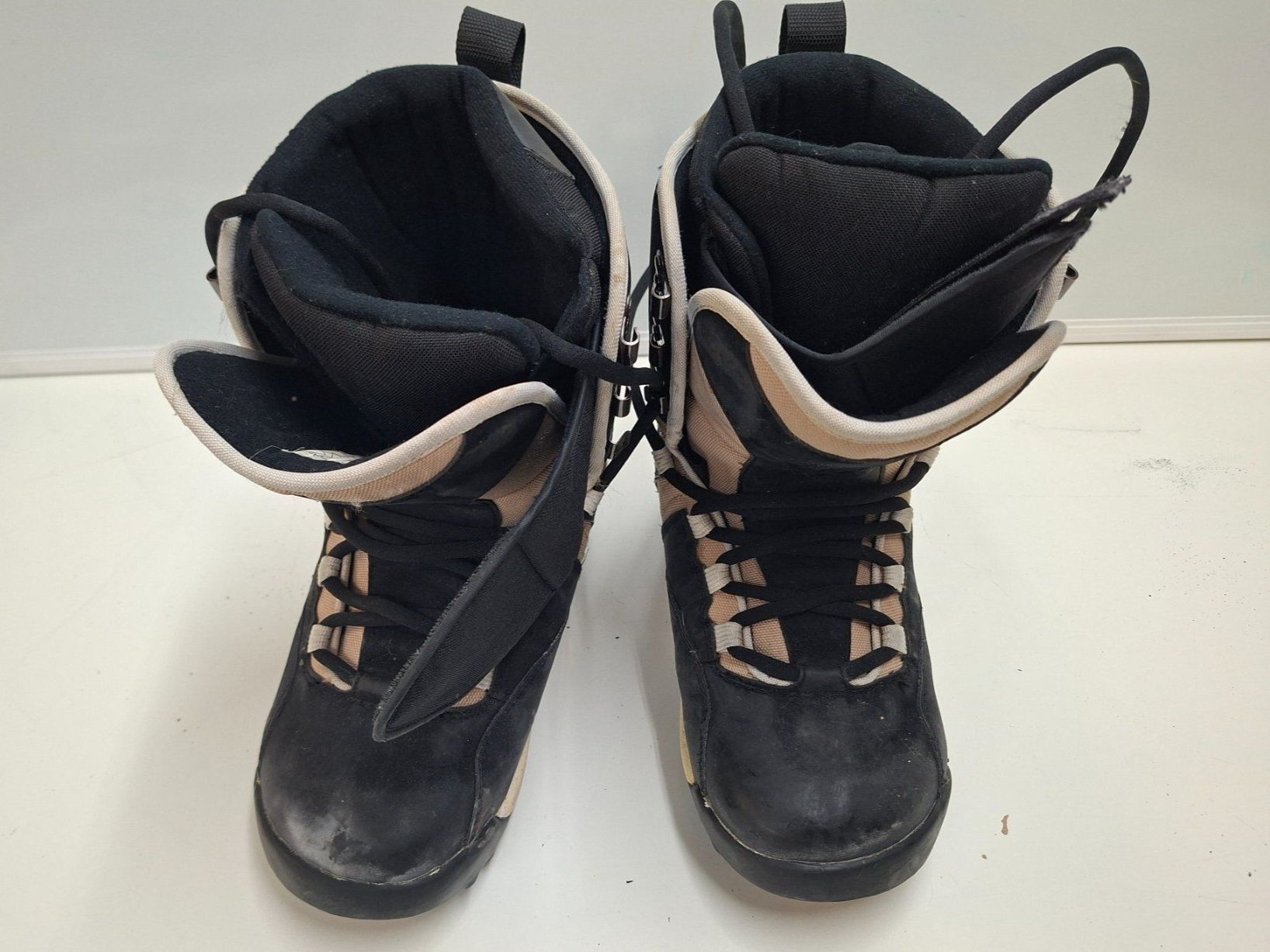 Snowboard Nitro Board: Snowboard 158cm mit Schuhen – Usato da Wettingen venduto da Wendemarket 4