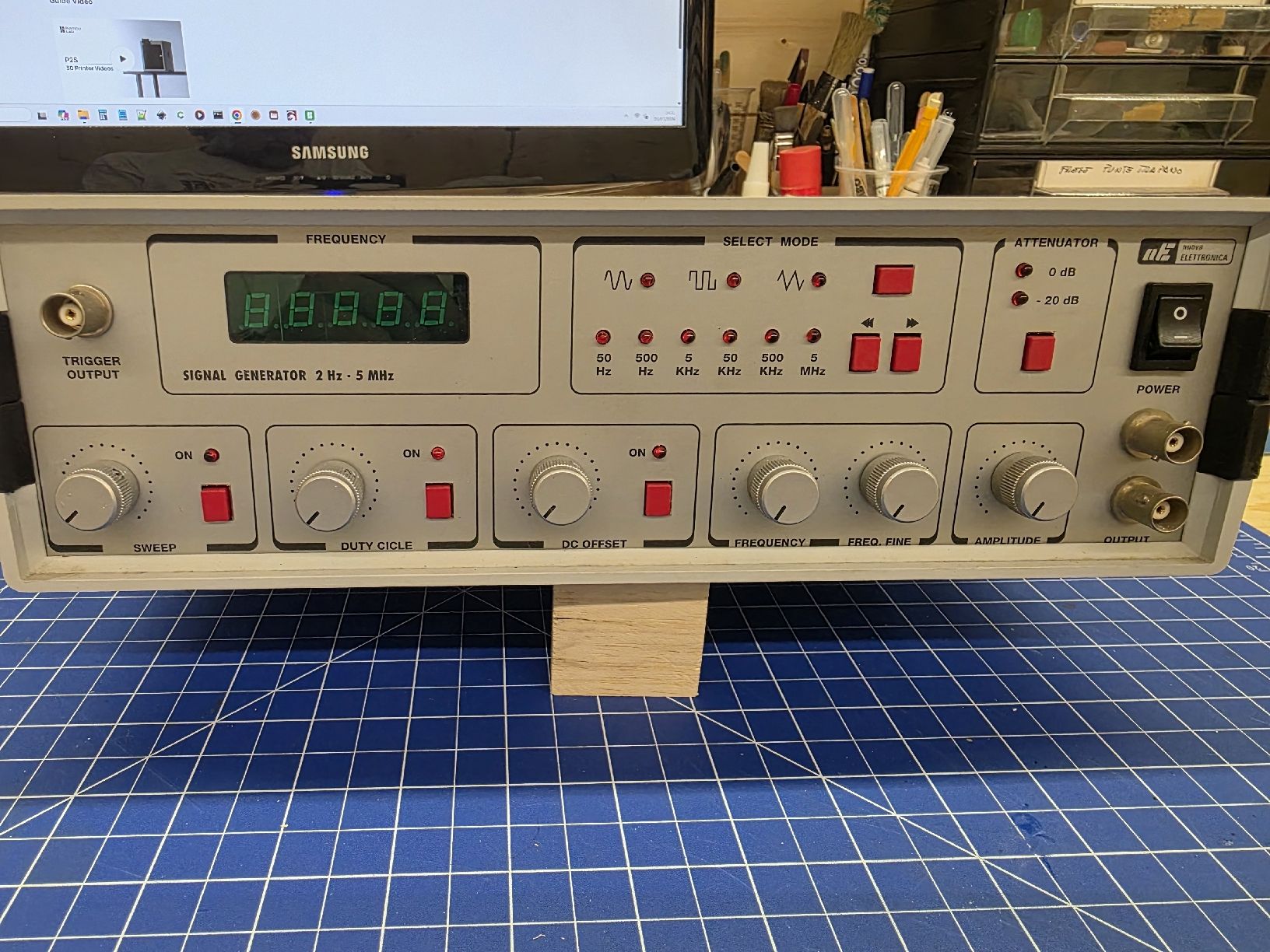 Generatori di corrente: Strumenti da laboratorio Nuova Elettronica  – Usato da Calpiogna venduto da Nerowolf 1