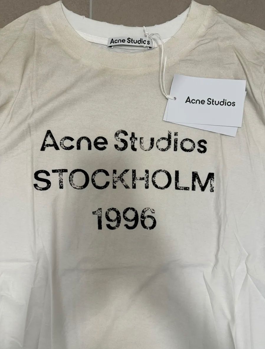 Acne Studios T-shirts: Acne Studios Longsleeve Gr. M, weiss – Neuf (Voir description) à Triesen par atos87 2