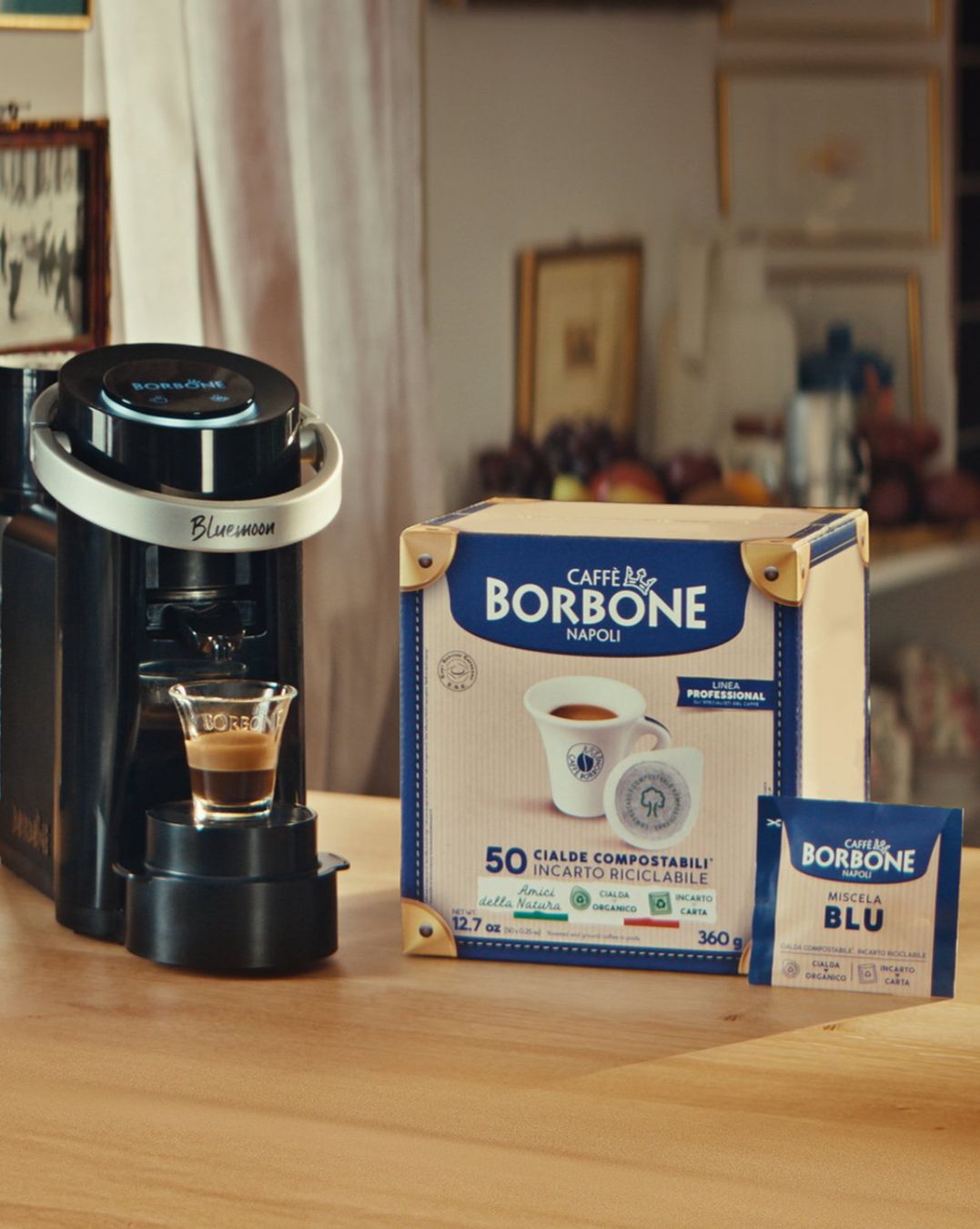 Macchine per caffè & Macchine per espresso: Caffè Borbone Bluemoon Pads Machine  inkl 150 Pads – Nuovo e nell'imballaggio originale da Dietikon venduto da kafiexpress