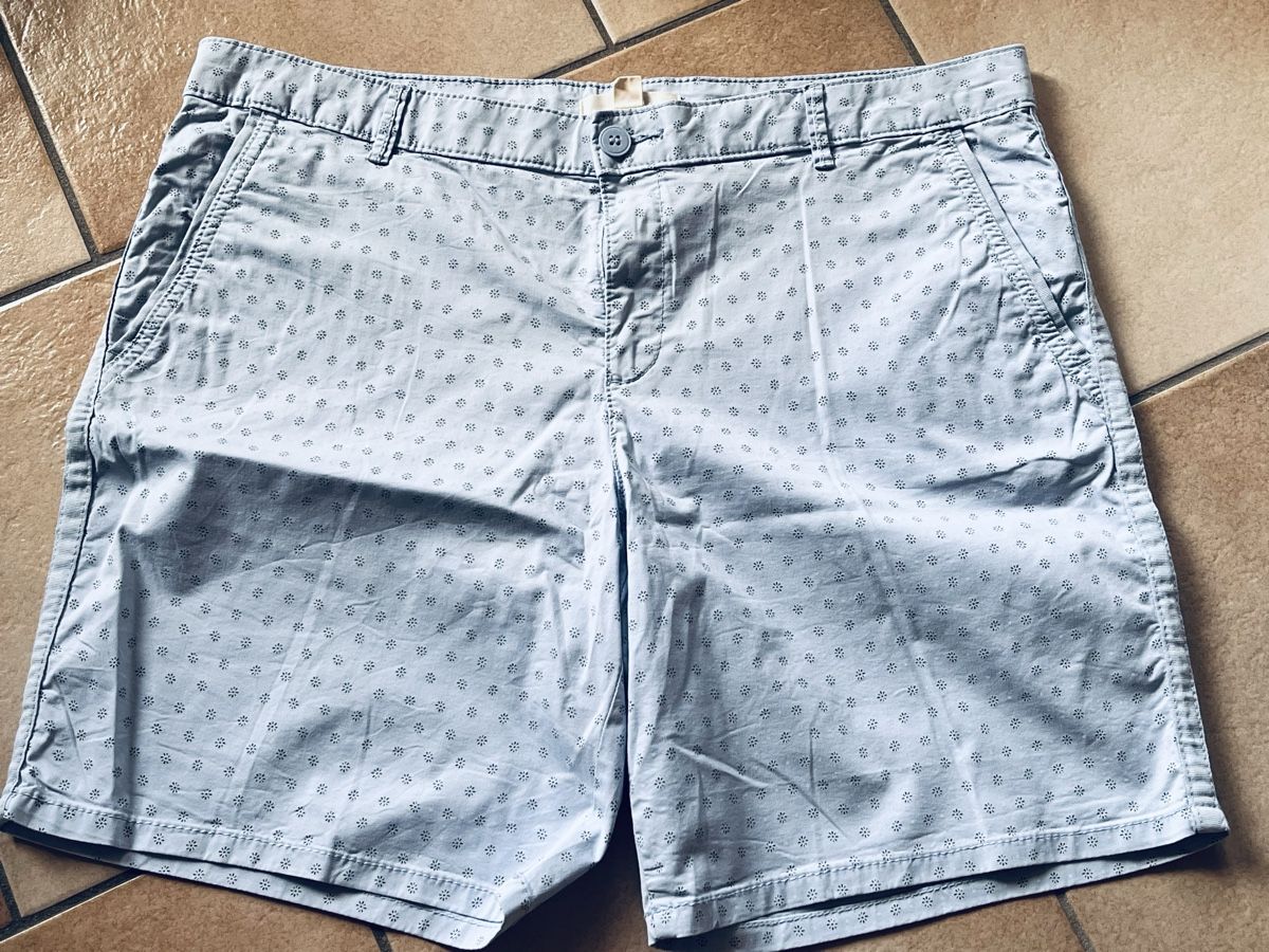 Esprit Pantaloni: Esprit Shorts, Gr. 42, blau gemustert – Usato da Hettiswil venduto da CoWa1974