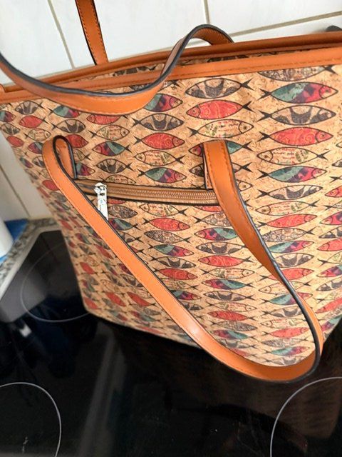 Taschen für Damen: Handtasche Kork – Gebraucht aus Uster von Greece123