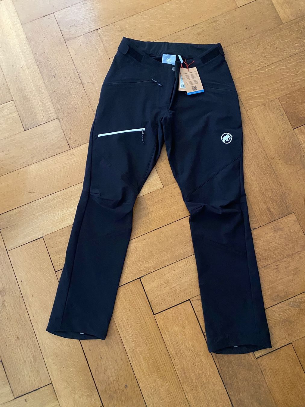 Mammut Pantalons: Mammut Taiss So Outdoorhose – Neuf avec emballage d'origine à Erlenbach ZH par Summsumm7