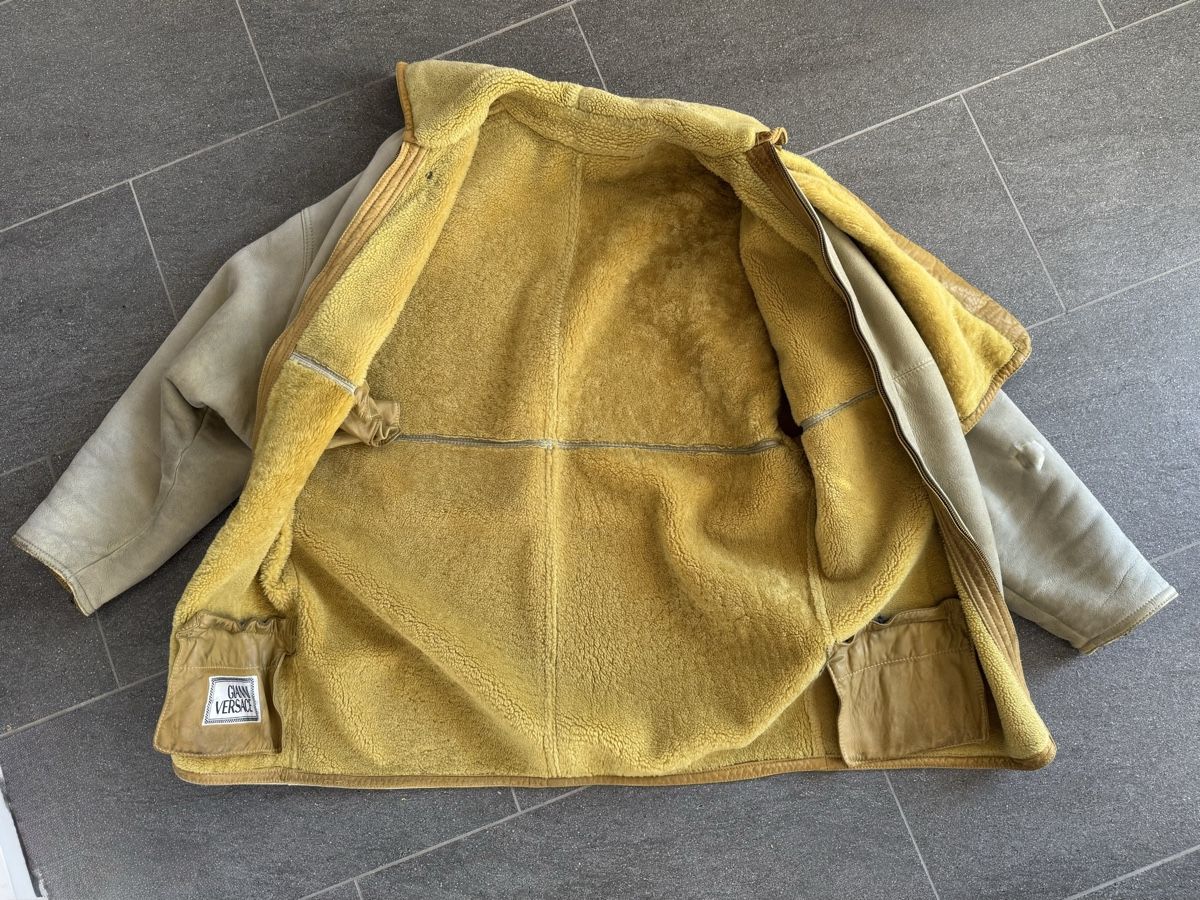 Versace Giacche: Lammfell Lederjacke Versace Gr. L – Usato da Bern venduto da Arecibo07 2