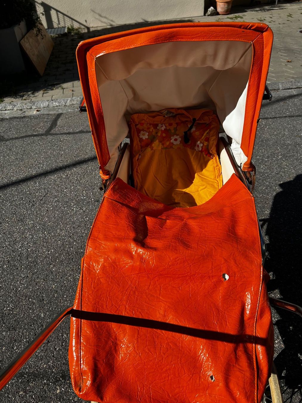 Carrozzine: Vintage Kinderwagen – Usato da Chur venduto da spegnas92 1