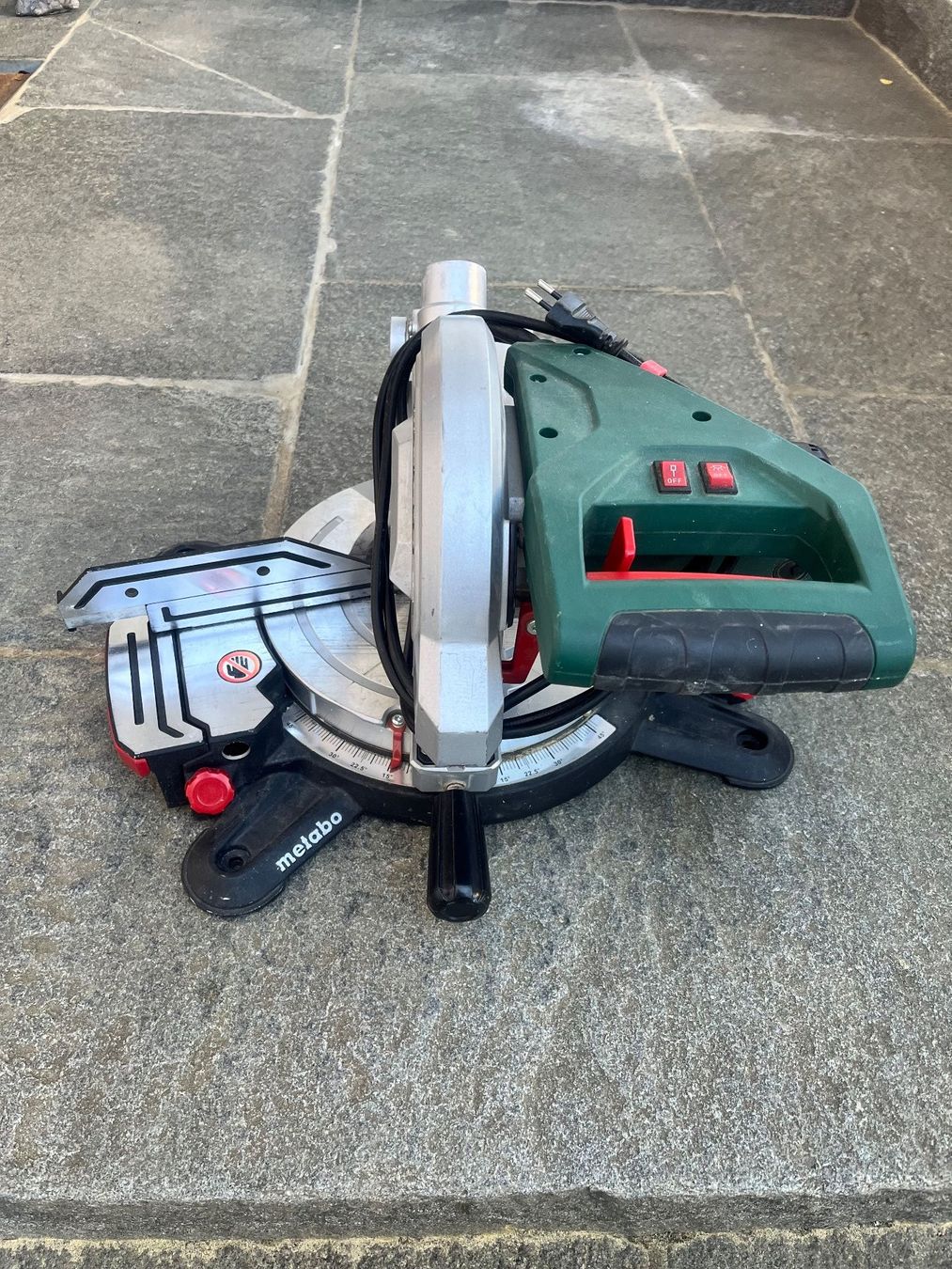 Tutte le macchine: Kappsäge Metabo KS216-M – Usato da Burgdorf venduto da A006972 4