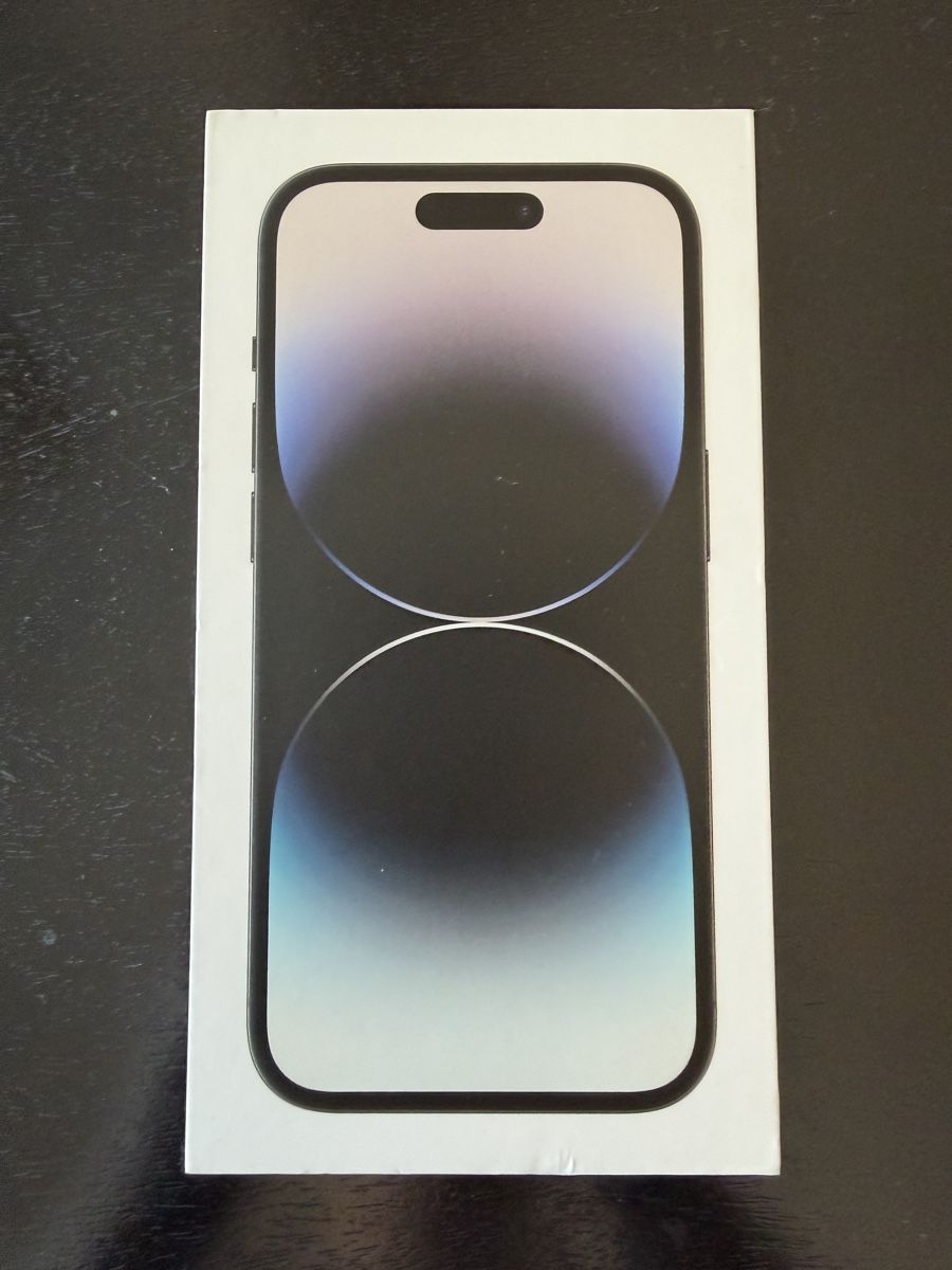 Apple Telefoni cellulari / Smartphones: iPhone 14 Pro 256GB Space Black – Usato da Zürich venduto da Intouchables 3