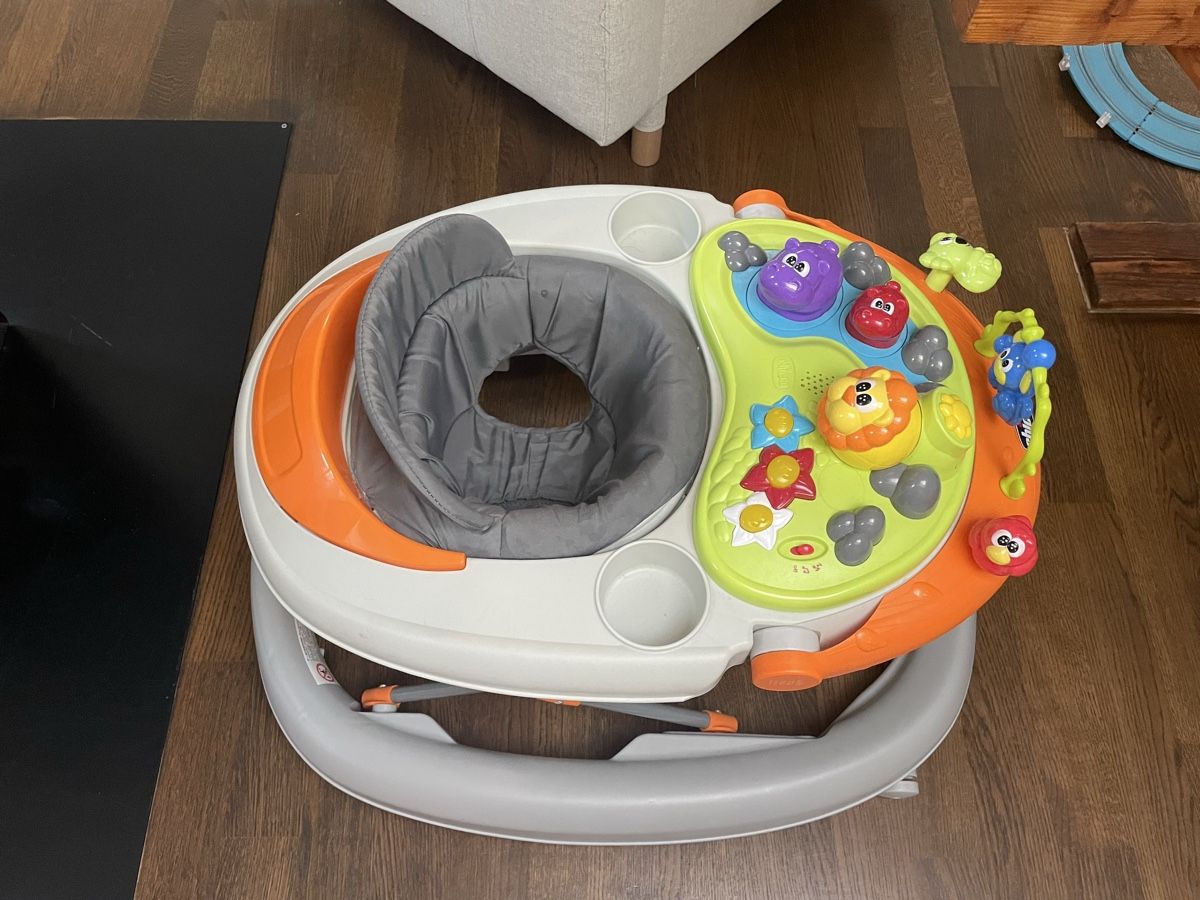 Chicco Veicoli per bambini: Chicco Marcheur Rose Jouets Bon état – Usato da Zürich venduto da jul_6jpt 1
