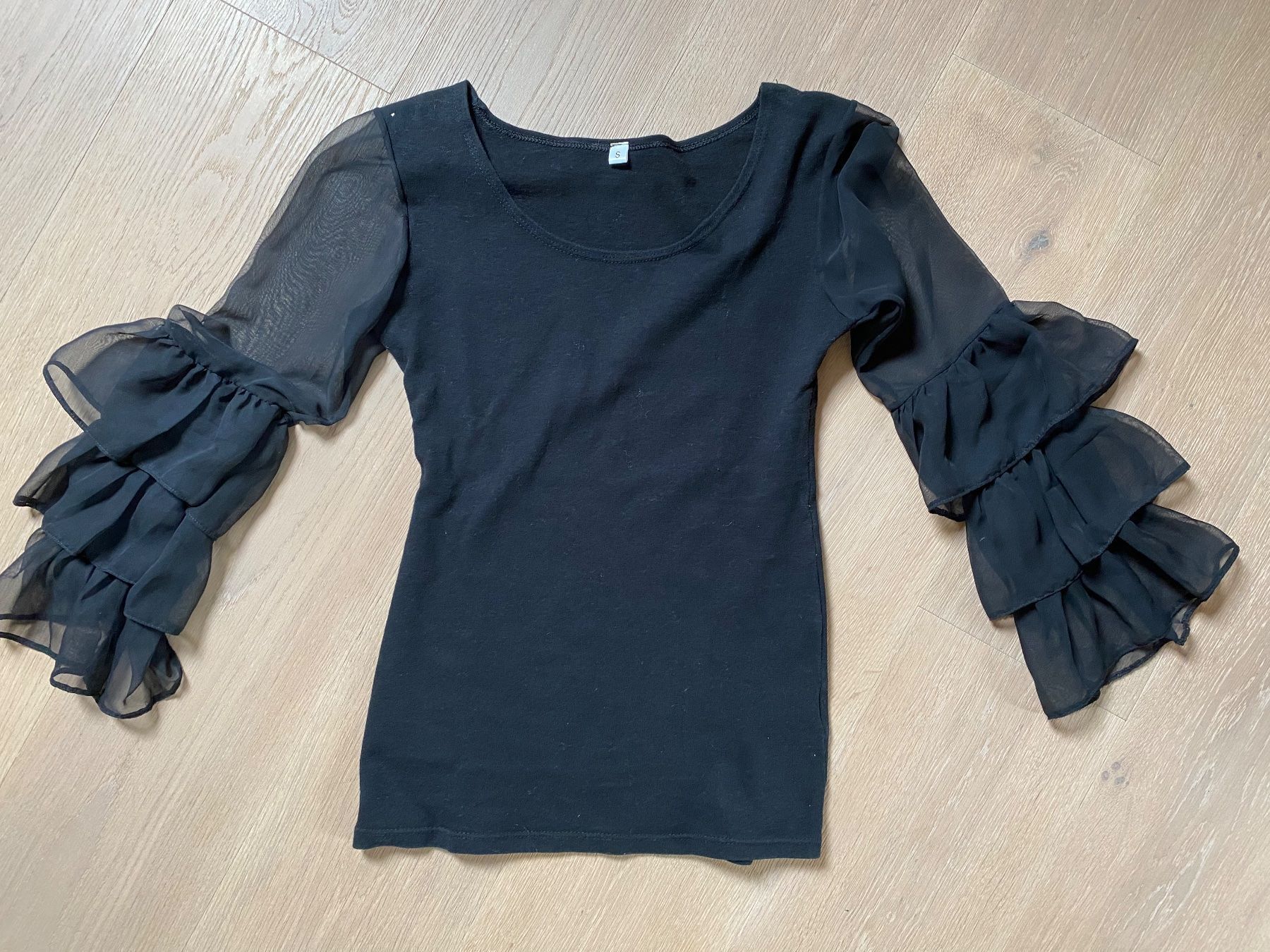 Tops: Schwarzes elegantes Langarm-Shirt Grösse S – Gebraucht aus Winkel von Flyhy2020